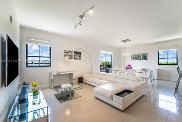 8395 SW 73rd Ave #412, Miami, FL 33143