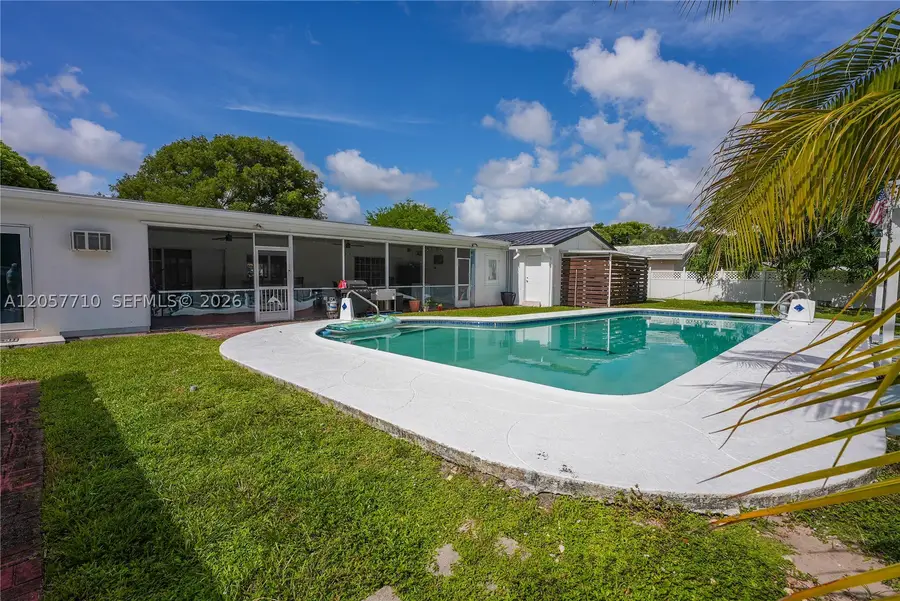 5001 Madison St, Hollywood, FL 33021 - #3