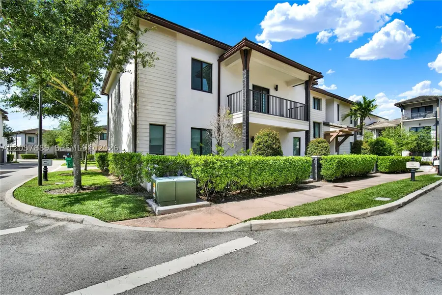 4971 NW 84th Ave, Doral, FL 33166 - #2