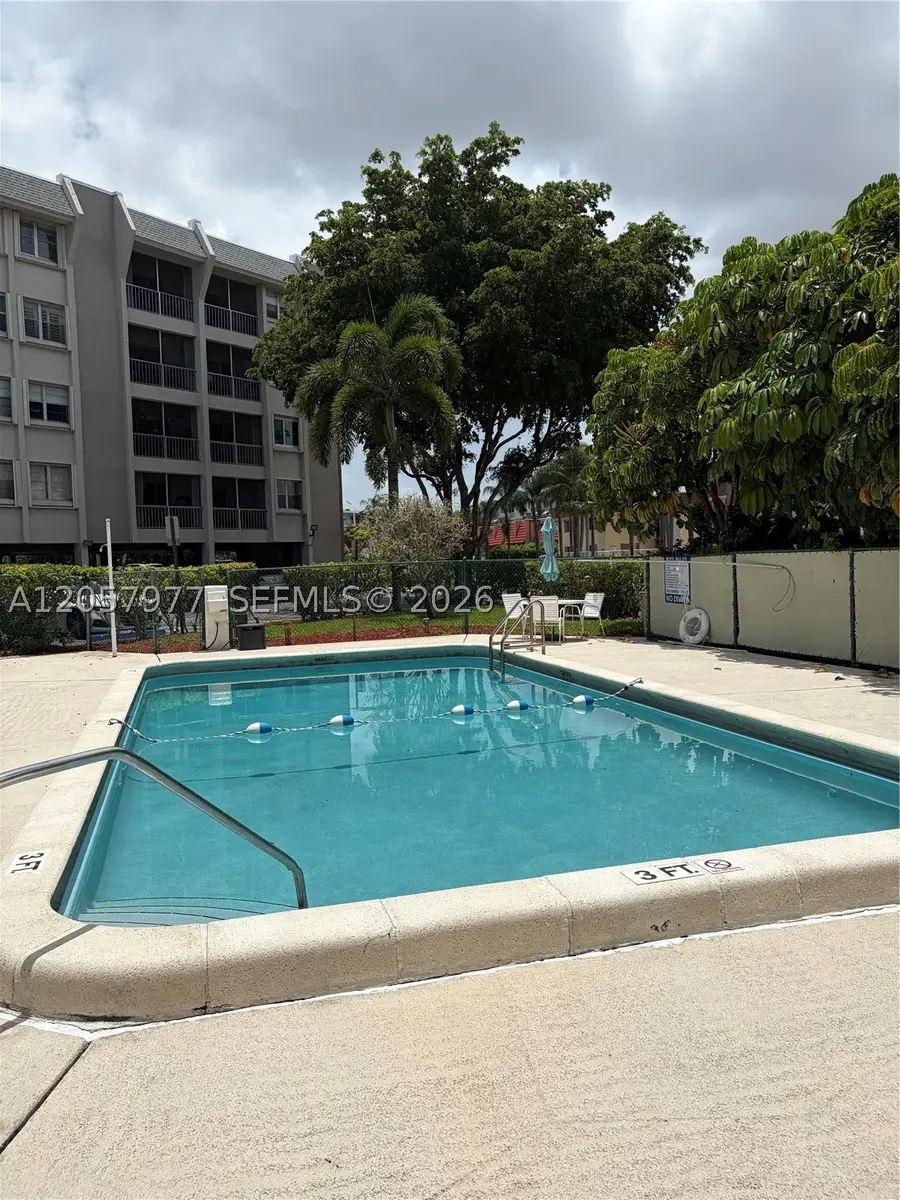 505 Spencer Dr #315, West Palm Beach, FL 33409 - #2
