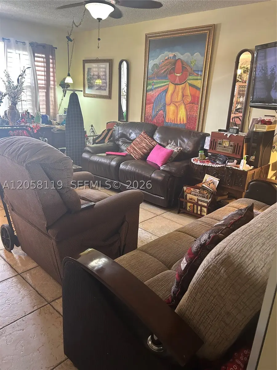 Address Withheld By Seller, Pembroke Pines, FL 33027 - #3