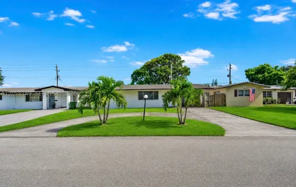 8720 NW 11th St, Pembroke Pines, FL 33024