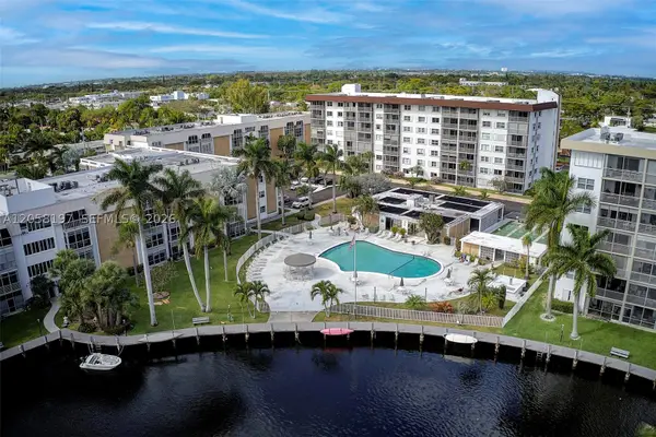 3020 NE 16th Ave #306, Oakland Park, FL 33334