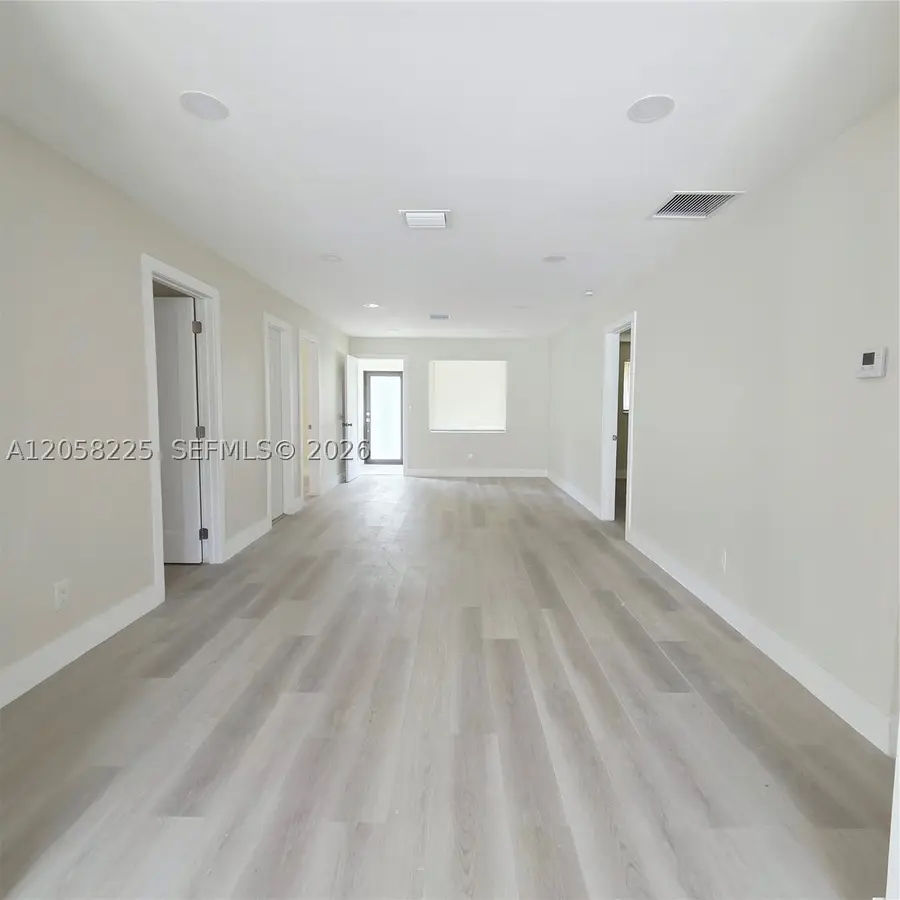 601 NE 1st St, Pompano Beach, FL 33060 - #2