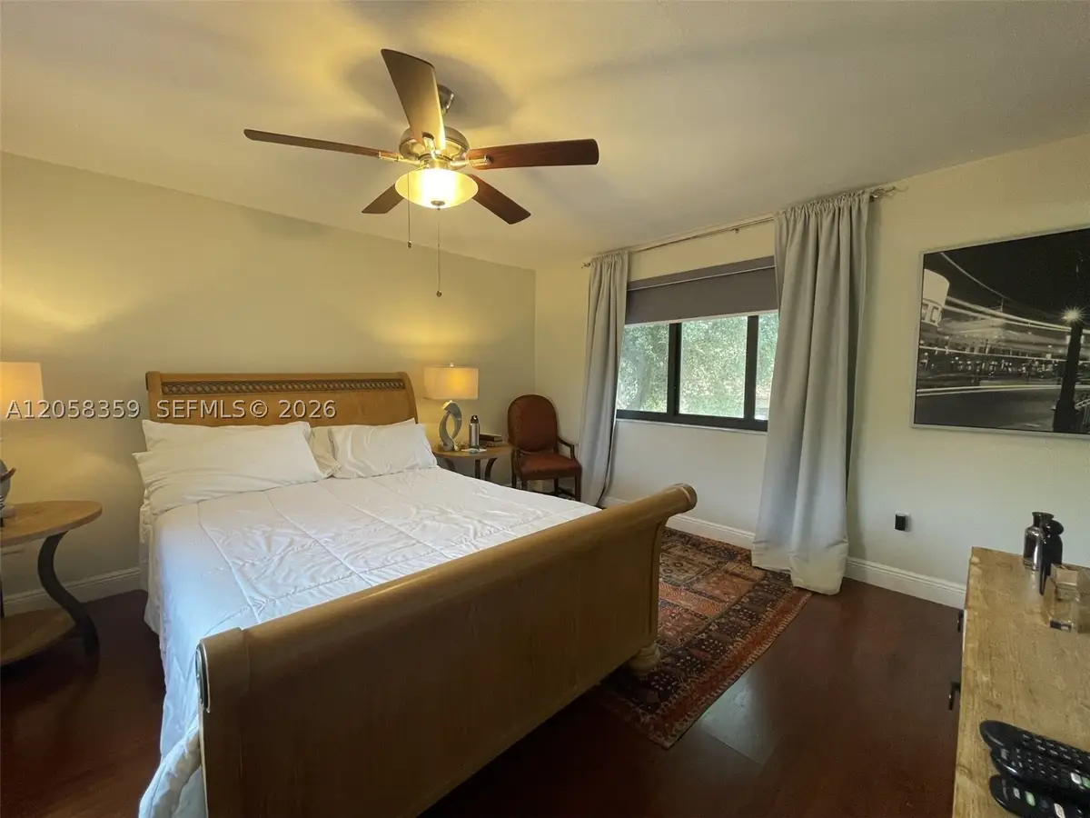 1066 NE 202nd Ln, Miami, FL 33179 - #1