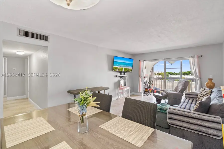 6215 W 20th Ave #402, Hialeah, FL 33012 - #3