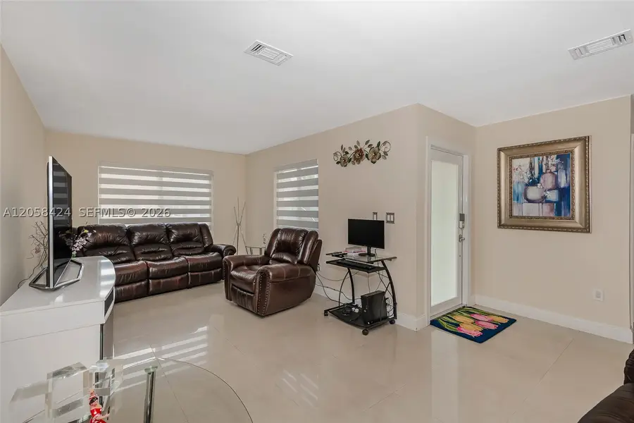 11559 SW 7th St, Sweetwater, FL 33174 - #2