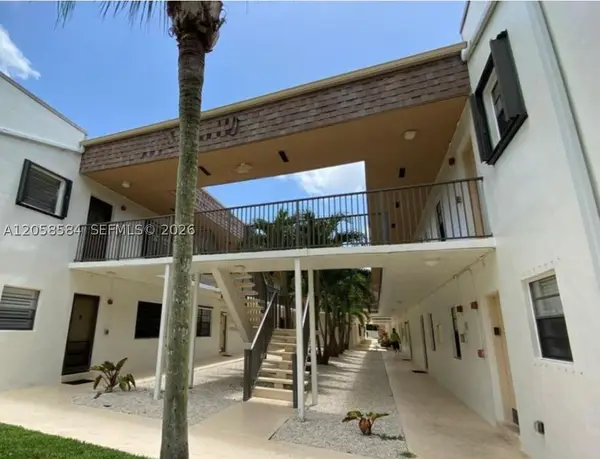 8261 SW 128 St #211, Pinecrest, FL 33156