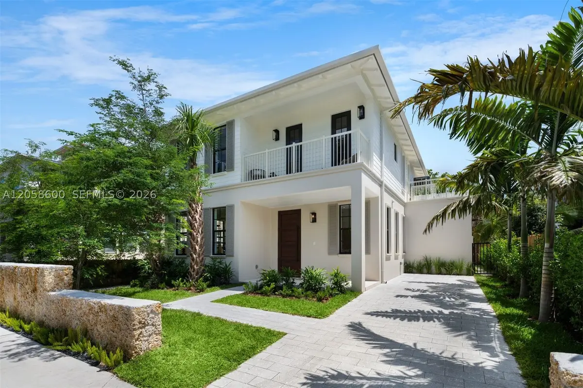 3372 Charles Ave, Miami, FL 33133 - #1