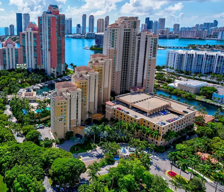 3330 NE 190th St #UPH14, Aventura, FL 33180 - #2