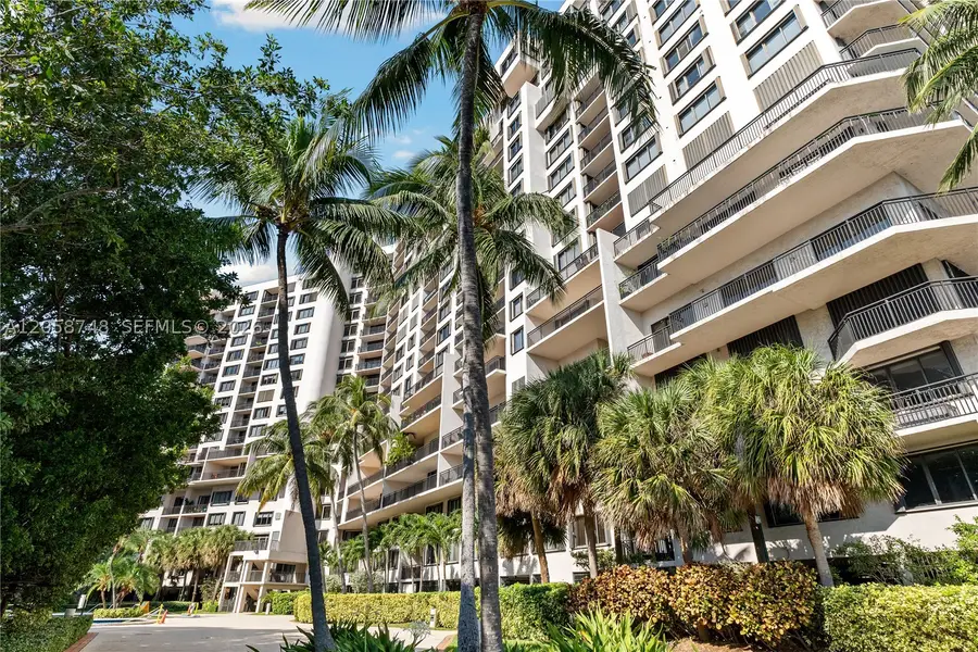 540 Brickell Key Dr #719, Miami, FL 33131 - #2