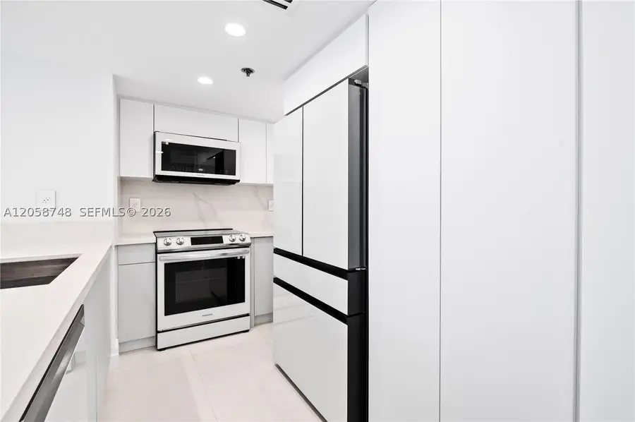 540 Brickell Key Dr #719, Miami, FL 33131 - #3