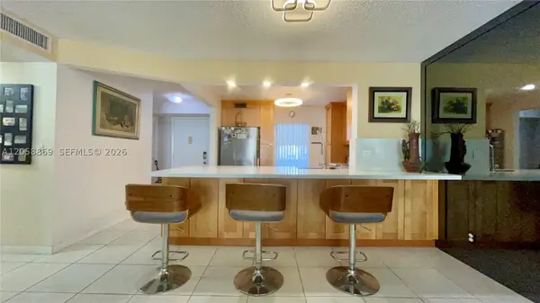 190 SE 5th Ave #104, Dania Beach, FL 33004