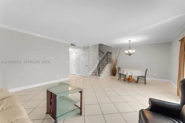 9110 SW 203rd Ter, Cutler Bay, FL 33189