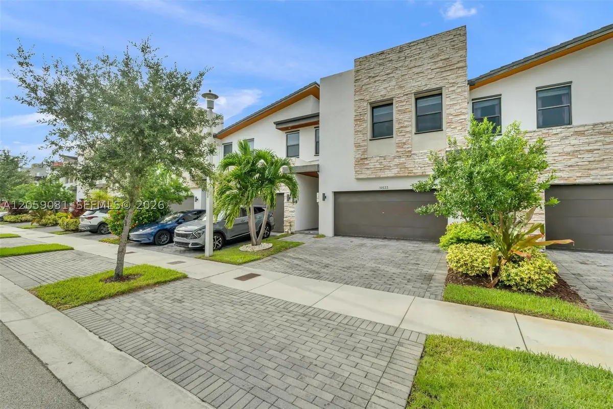 10533 NW 78th Ter, Doral, FL 33178 - #1