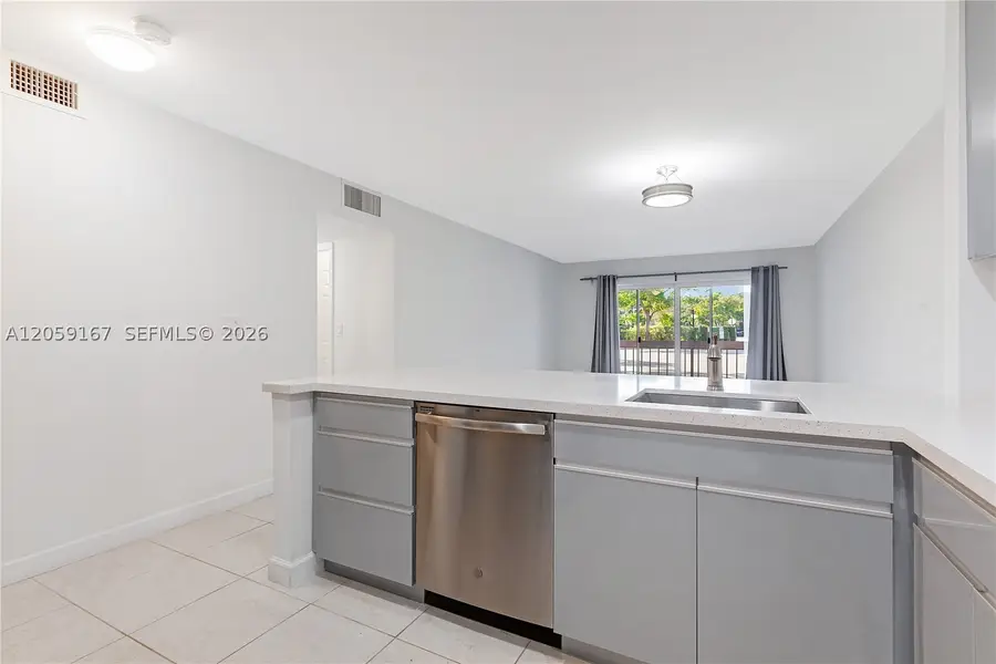 7705 Camino Real #101, Miami, FL 33143 - #2