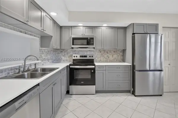 12800 SW 7th Ct, #306G, Pembroke Pines, FL 33027