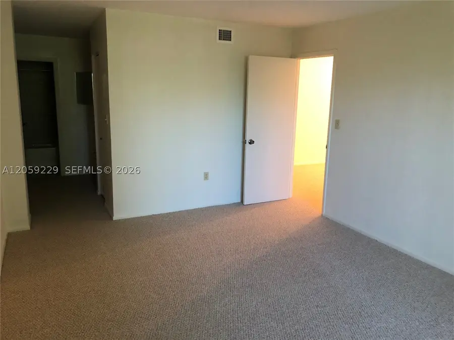 10852 N Kendall Dr #316, Miami, FL 33176 - #2