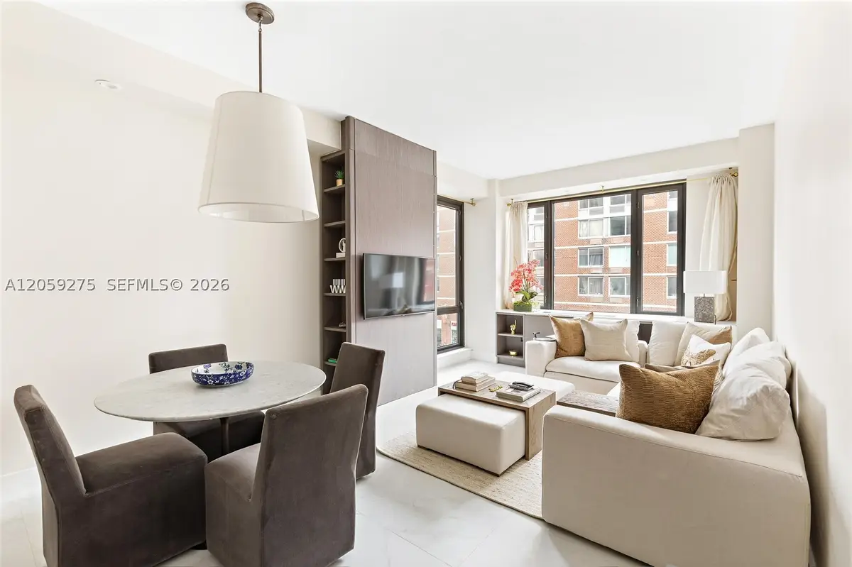 305 W 16 St #3G, Manhattan, NY 10011 - #1