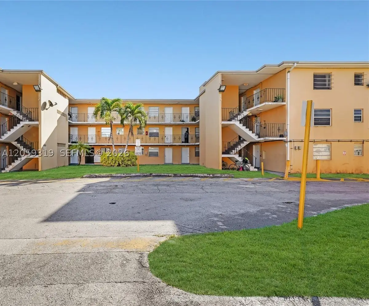 3855 SW 79th Ave #27, Miami, FL 33155 - #1