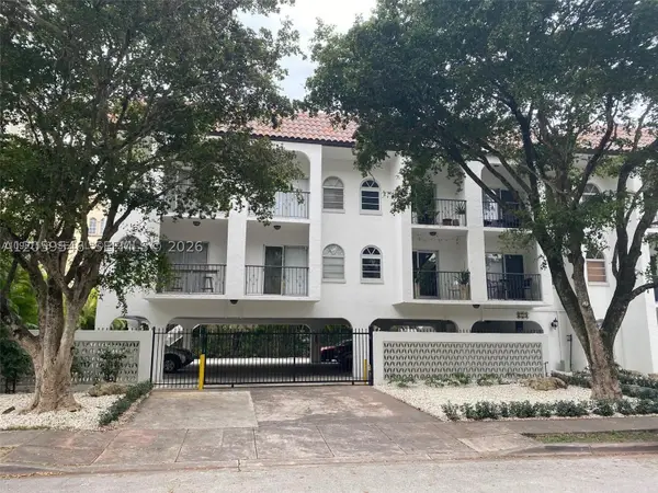338 Majorca Ave #207, Coral Gables, FL 33134