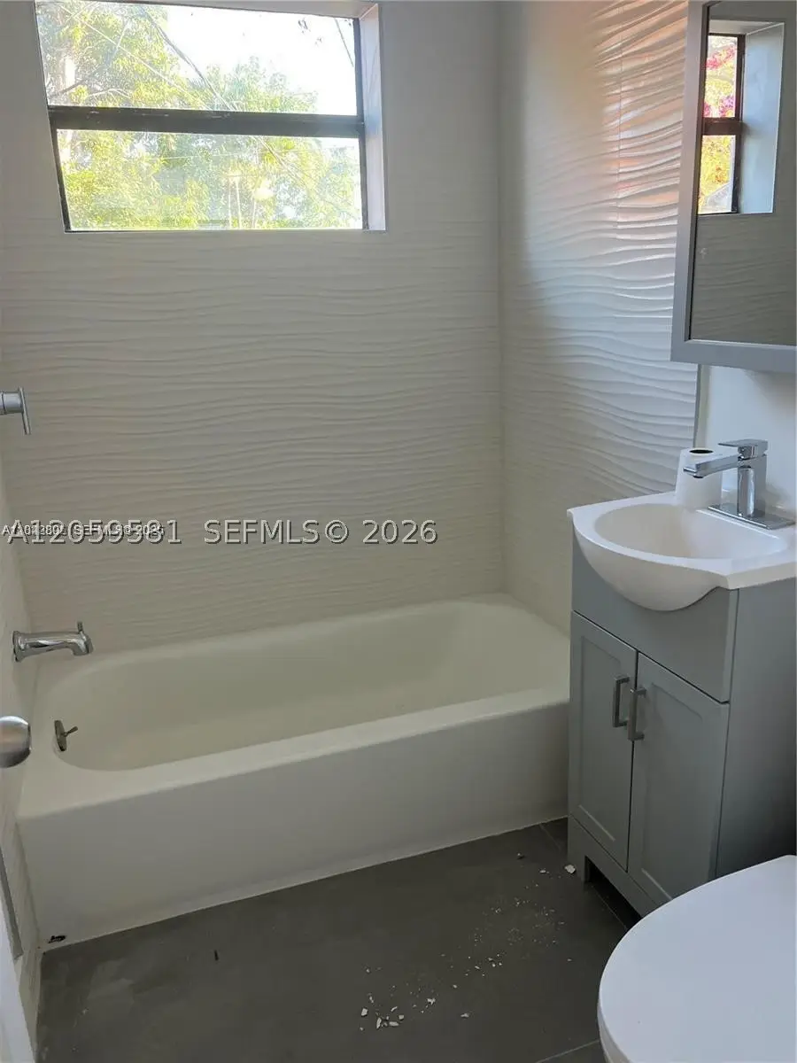 2126 Arthur St, Hollywood, FL 33020 - #2