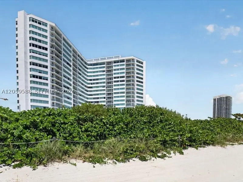 7135 Collins Ave #331, Miami Beach, FL 33141 - #2
