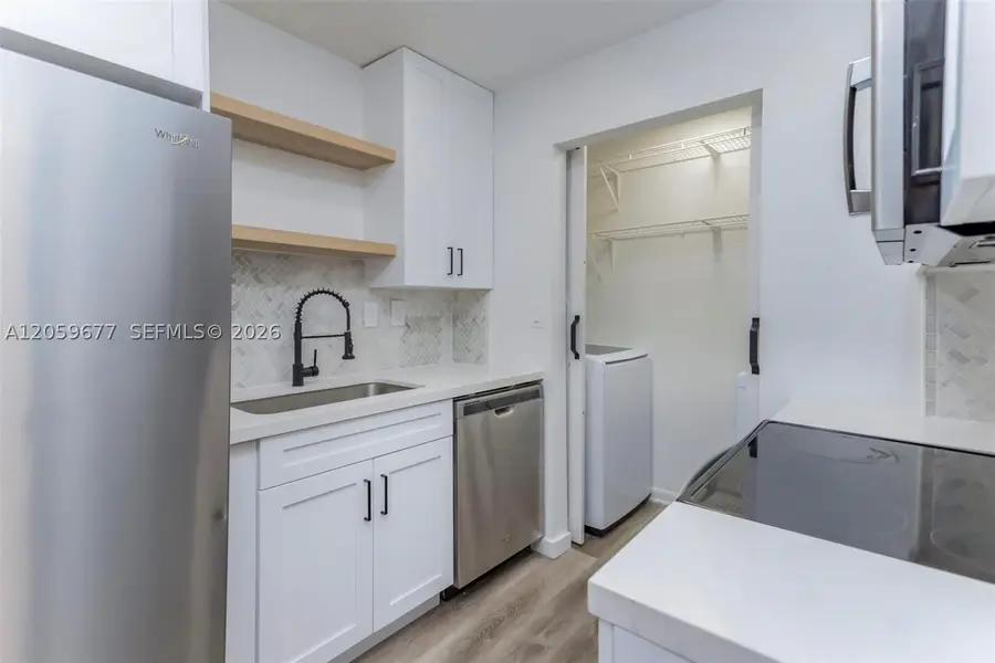 931 NE 199th St #201-22, Miami, FL 33179 - #2