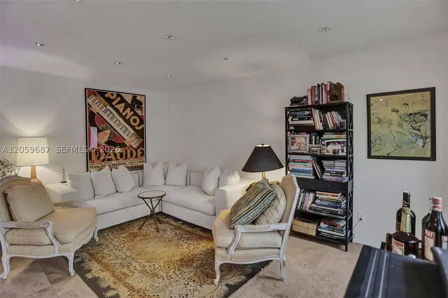 350 Collins Ave #310, Miami Beach, FL 33139 - #2