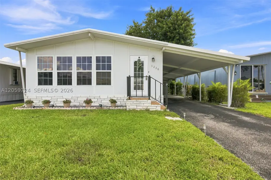 5220 SW 29th Ter, Fort Lauderdale, FL 33312 - #2