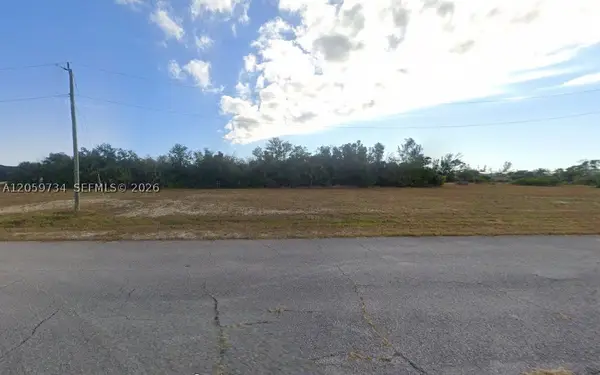 1915 NW 41st Ave, Cape Coral, FL 33993