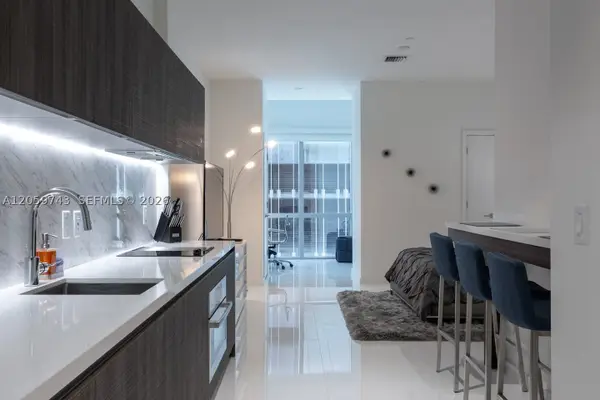 851 NE 1st Ave #503, Miami, FL 33132