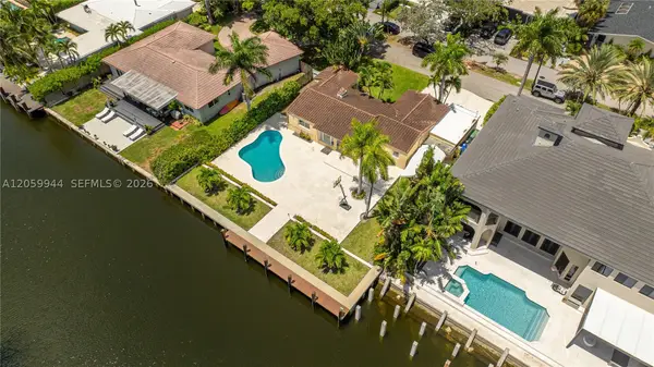 330 Coconut Isle Dr, Fort Lauderdale, FL 33301