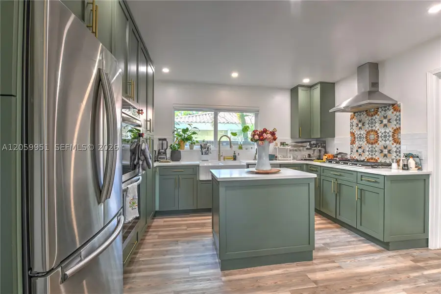 110 N 16th Ave, Hollywood, FL 33020 - #2