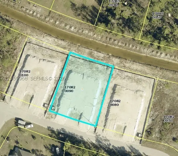1942 Victor Ln, Lehigh Acres, FL 33972