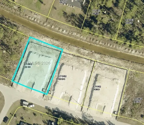 1946 Victor Ln, Lehigh Acres, FL 33972