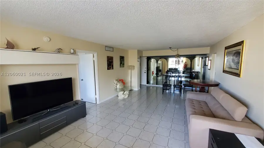 1833 S Ocean Dr #1103, Hallandale Beach, FL 33009 - #2