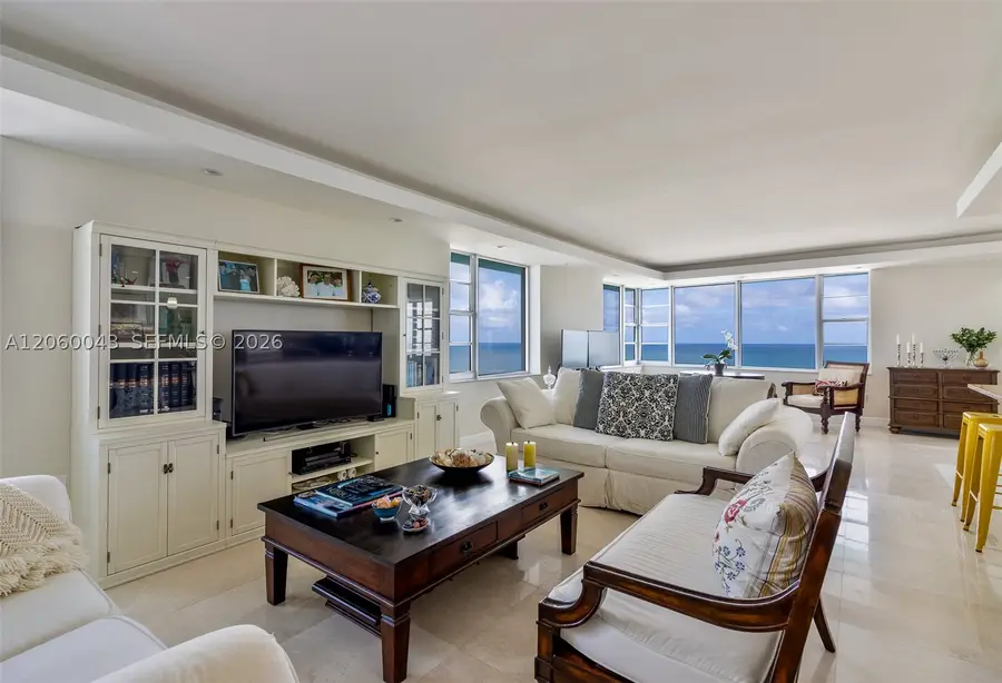 5255 Collins Ave #11E, Miami Beach, FL 33140 - #2