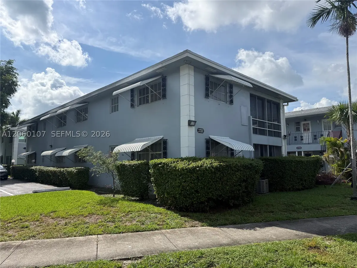 3720 Harrison St #1, Hollywood, FL 33021 - #1