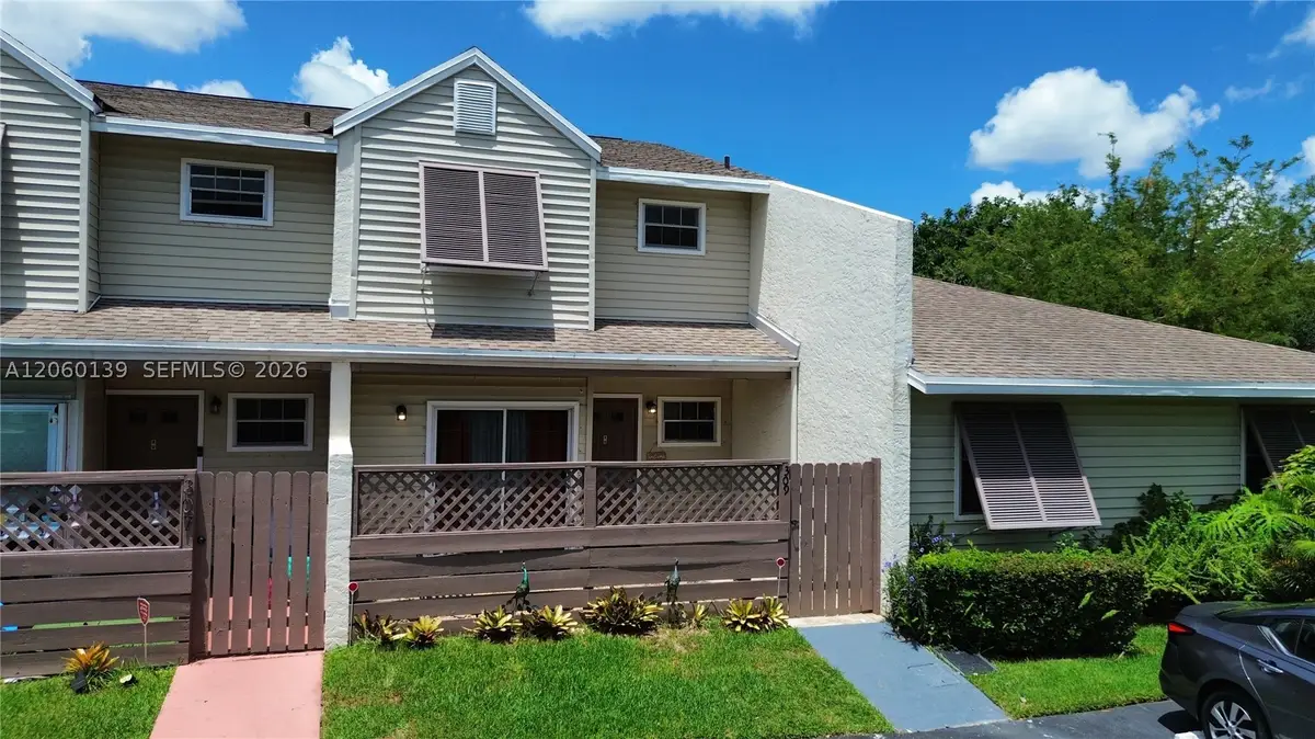 309 W Hemingway Cir, Margate, FL 33063 - #1