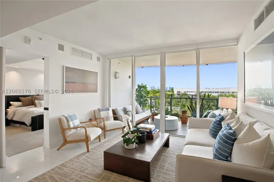2155 Washington Ct #504, Miami Beach, FL 33139 - #2