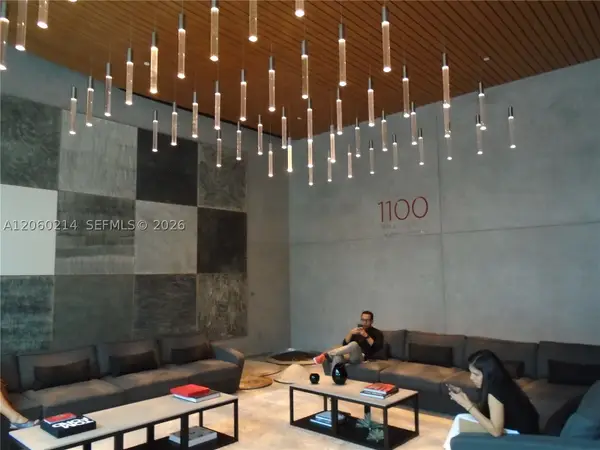1100 S Miami Ave #3305, Miami, FL 33130