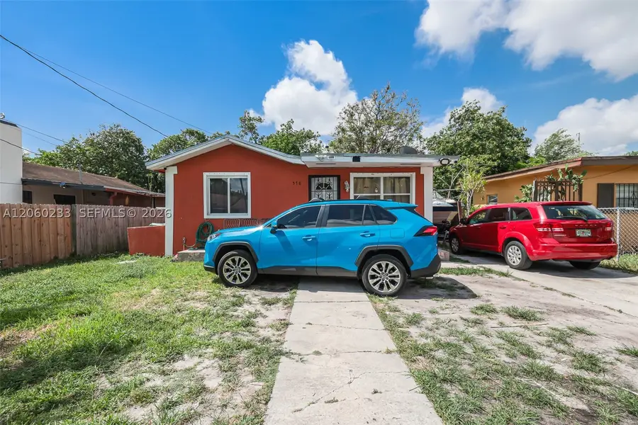 578 NW 97th St, Miami, FL 33150 - #2