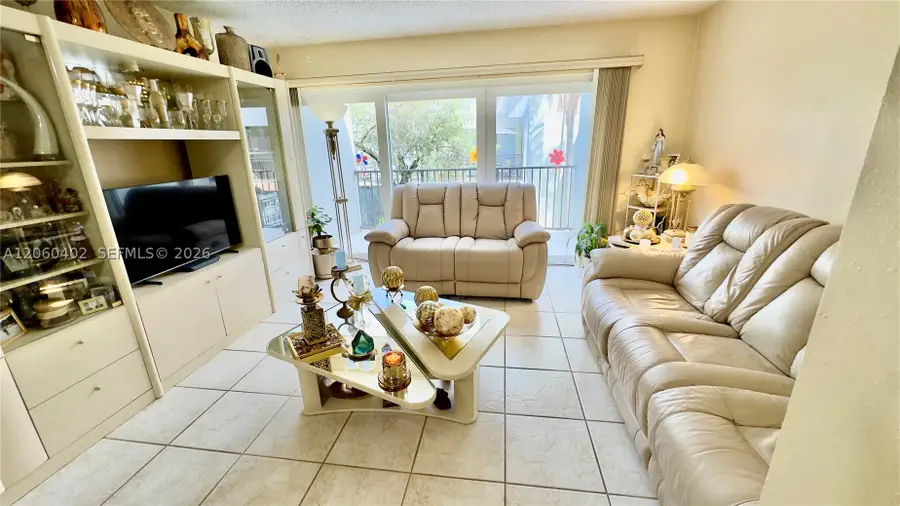 30 NW 87th Ave #C219, Miami, FL 33172 - #2