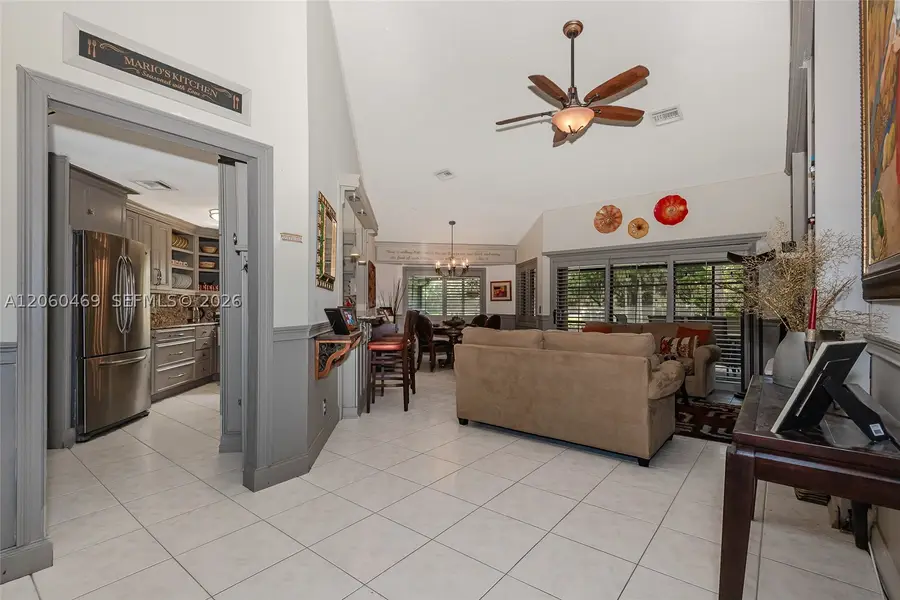9204 S Chelsea Dr S, Plantation, FL 33324 - #2