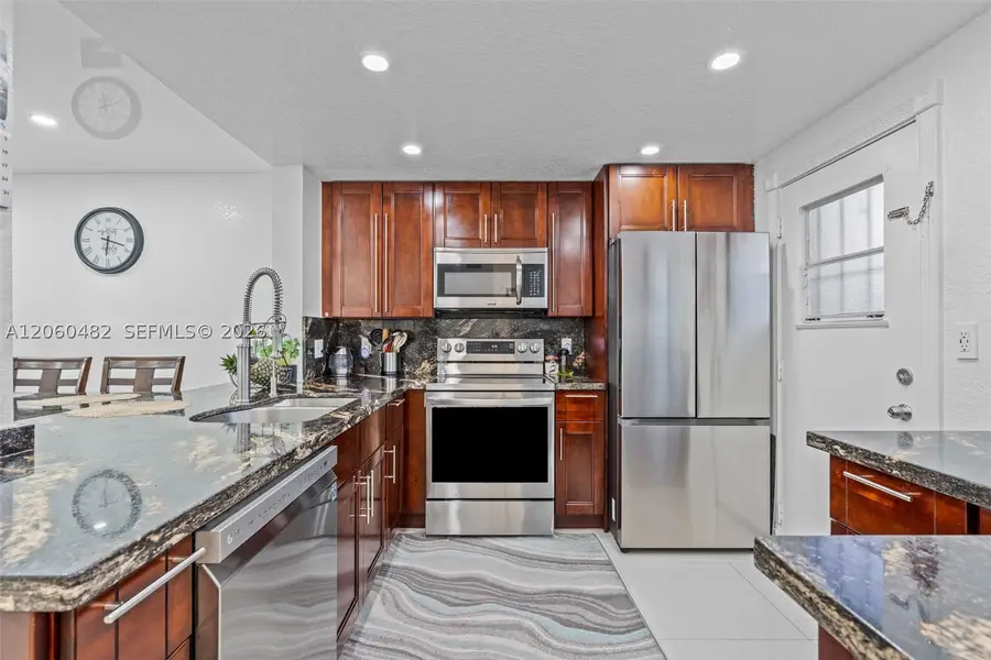 301 NE 14th Ave #207, Hallandale Beach, FL 33009 - #2