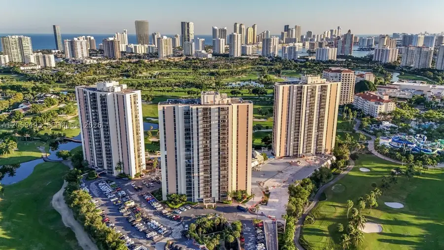 20335 W Country Club Dr #1702, Aventura, FL 33180 - #3