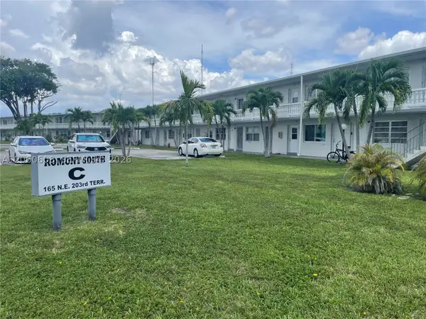 165 NE 203rd Ter #26, Miami Gardens, FL 33179