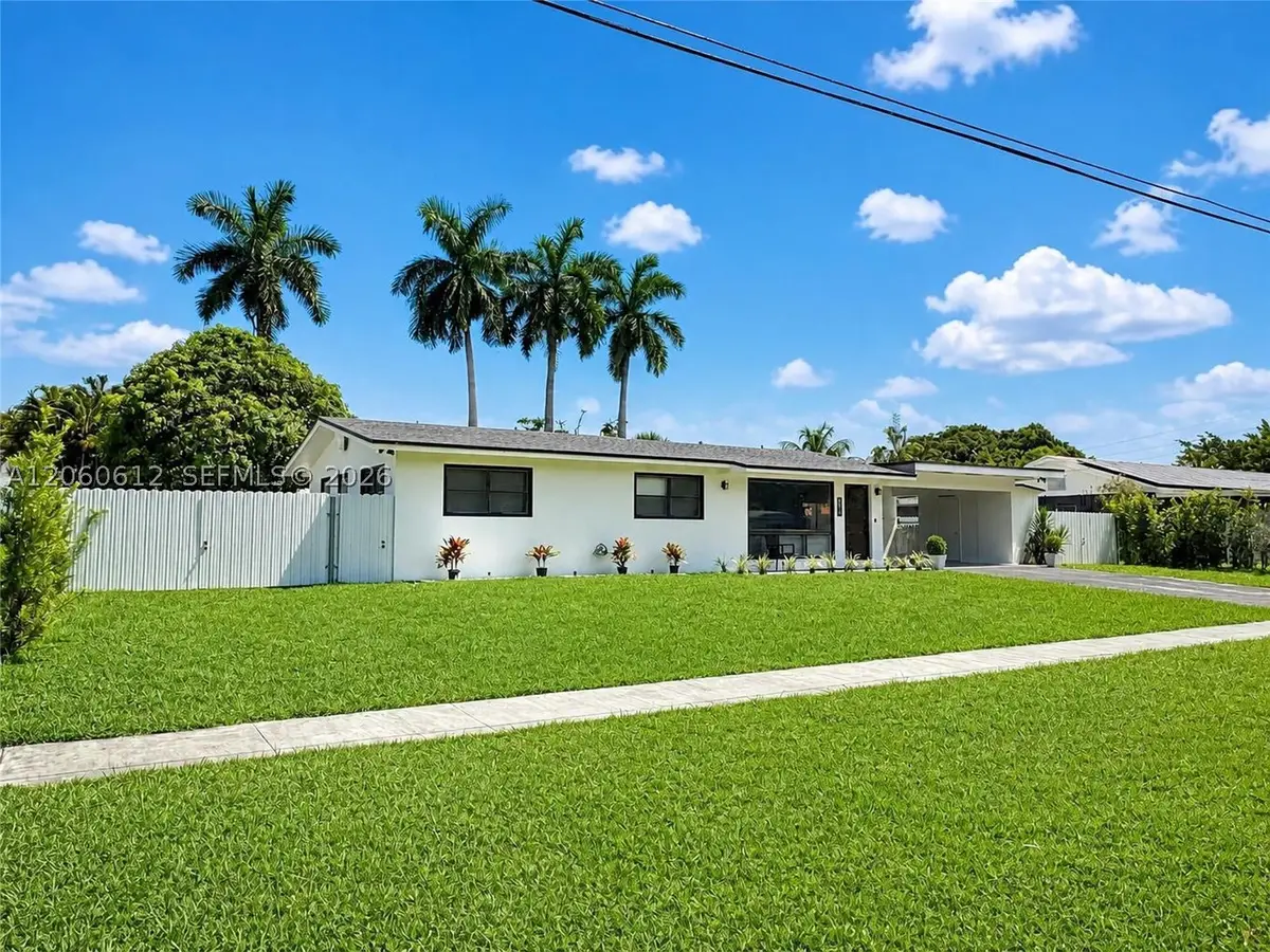 6601 NW 9th St, Plantation, FL 33317 - #1