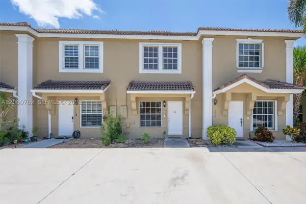 728 SW 122nd Ave, Pembroke Pines, FL 33025